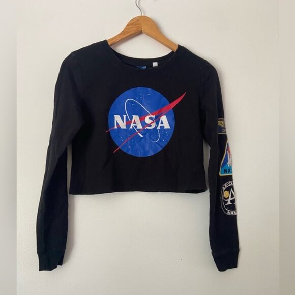 NASA cropped long sleeve tshirt. Size small - Picture 1 of 5